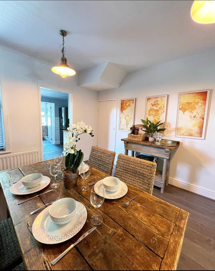 Modern 3 Bed, Heart Of Ashley Cross, 5 Mins To Sandbanks Poole Exterior photo